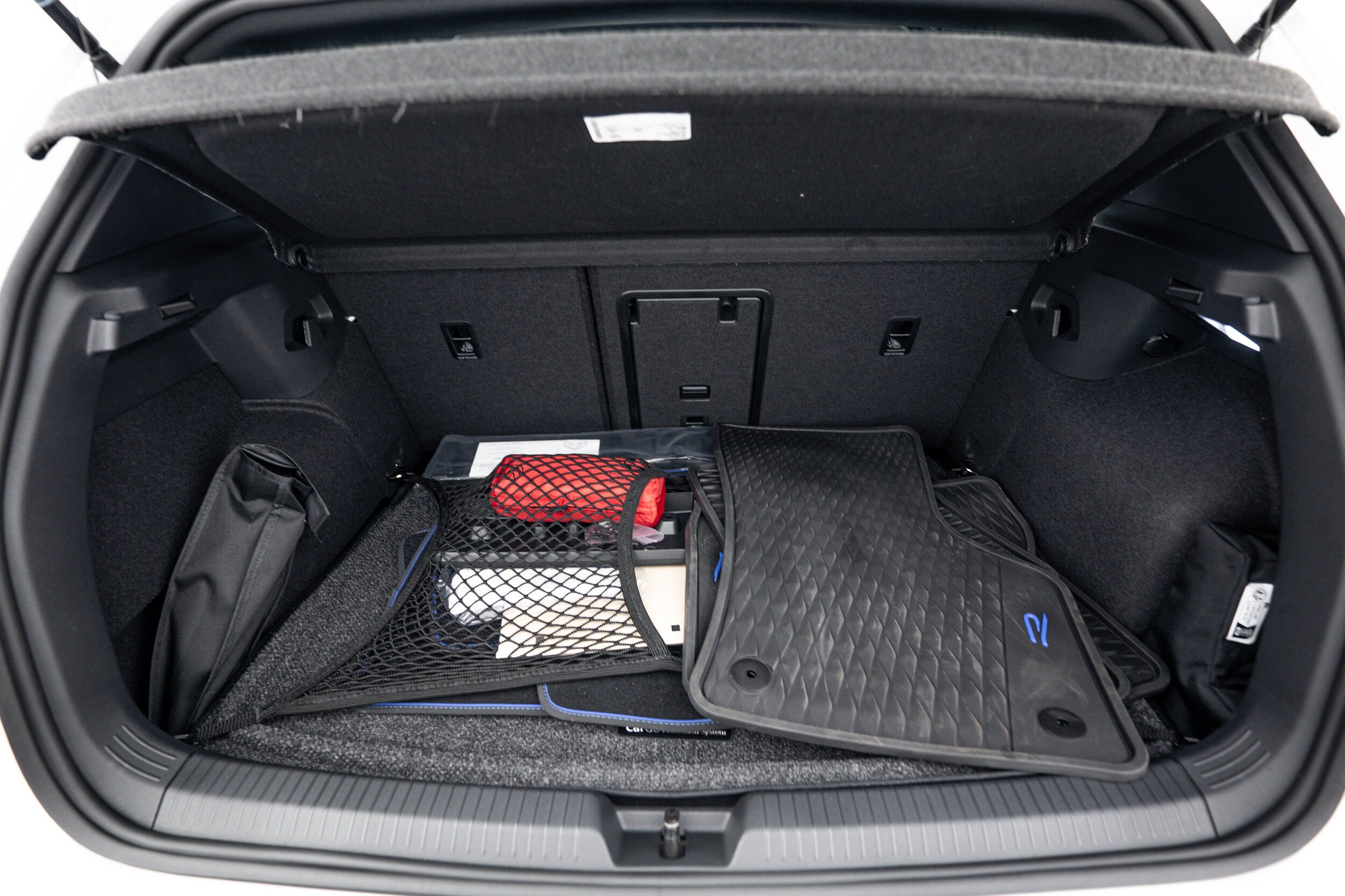 Used 2025 Volkswagen Golf w/ Euro Style Package AWD/4WD image 19