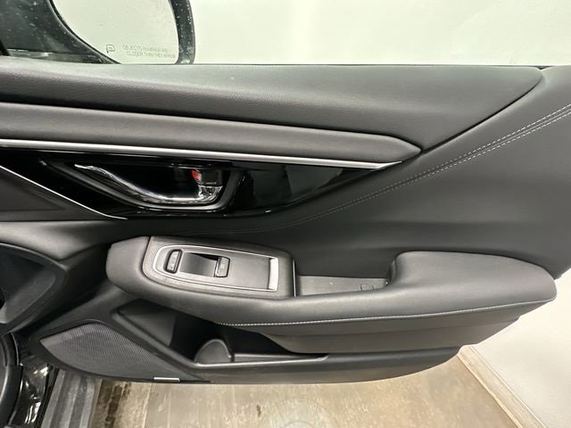 Certified 2025 Subaru Outback Limited image 25