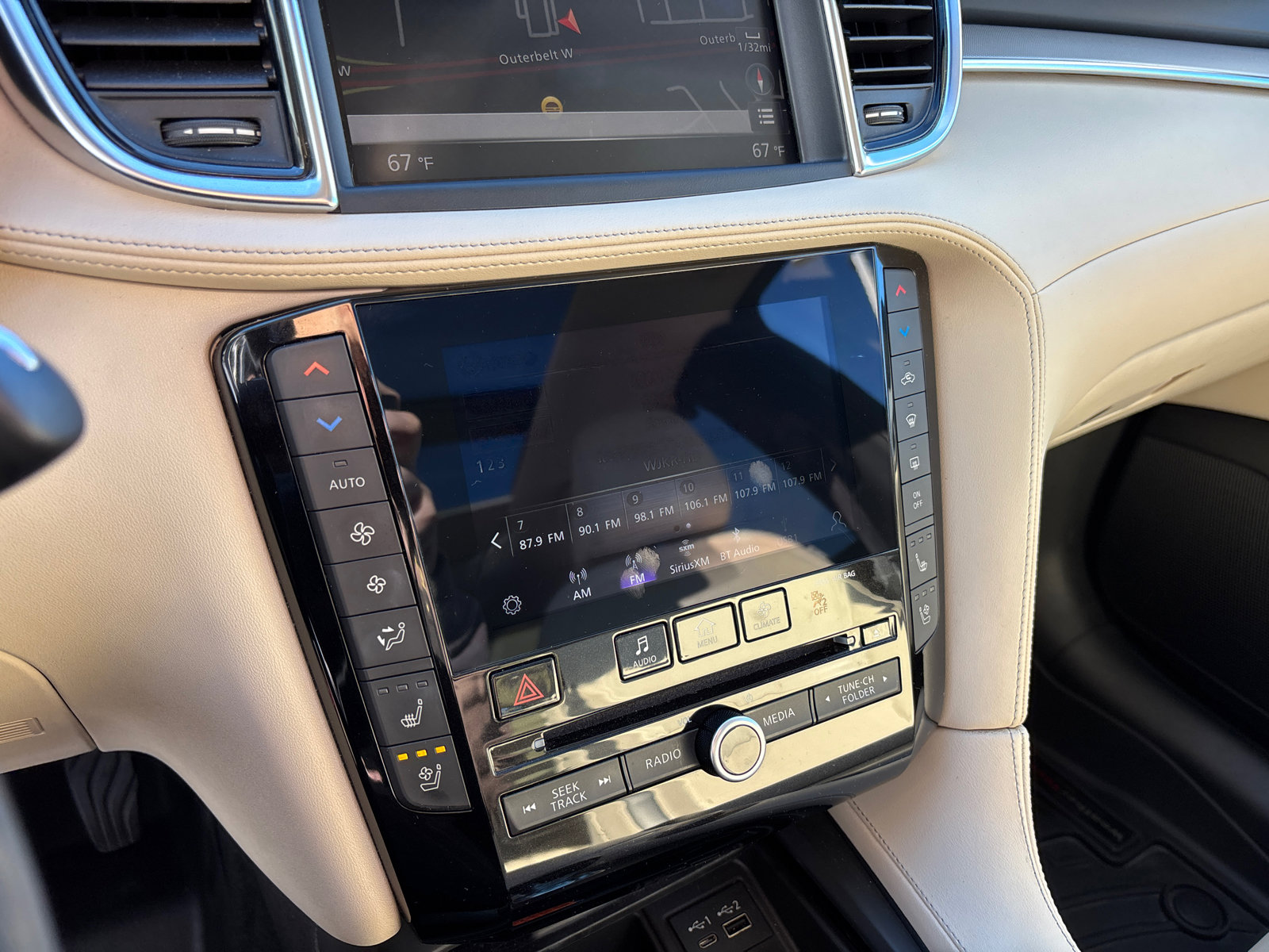 Used 2021 INFINITI QX50 Sensory w/ Accent Package image 21