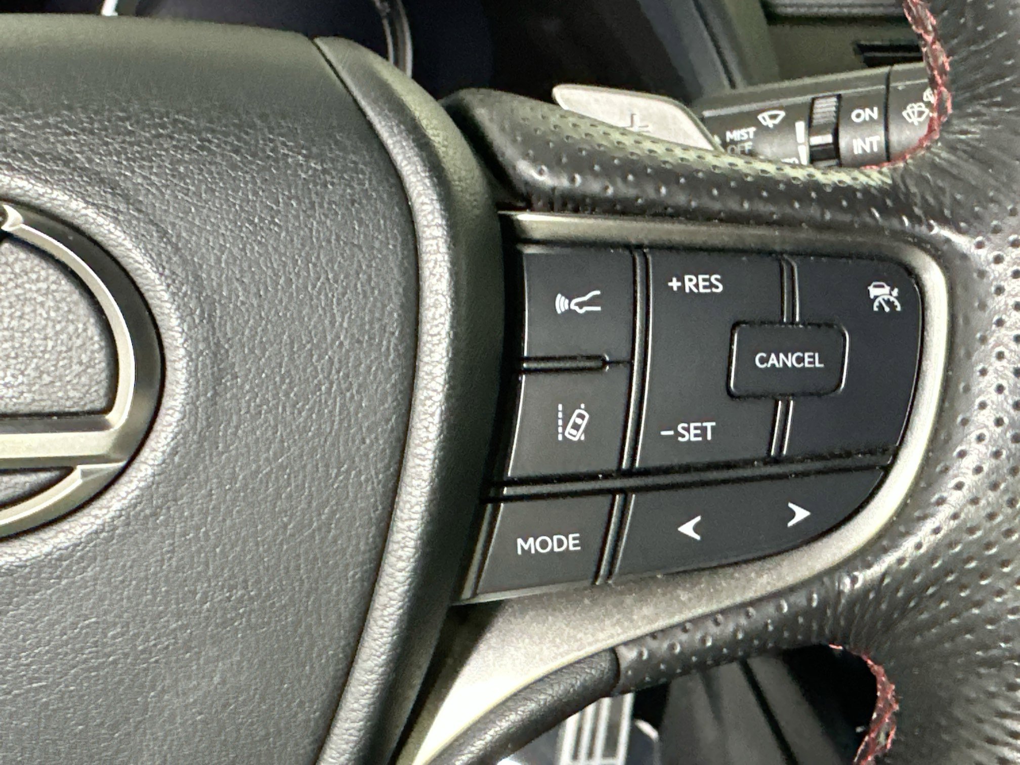 Used 2019 Lexus UX 200 F Sport image 17