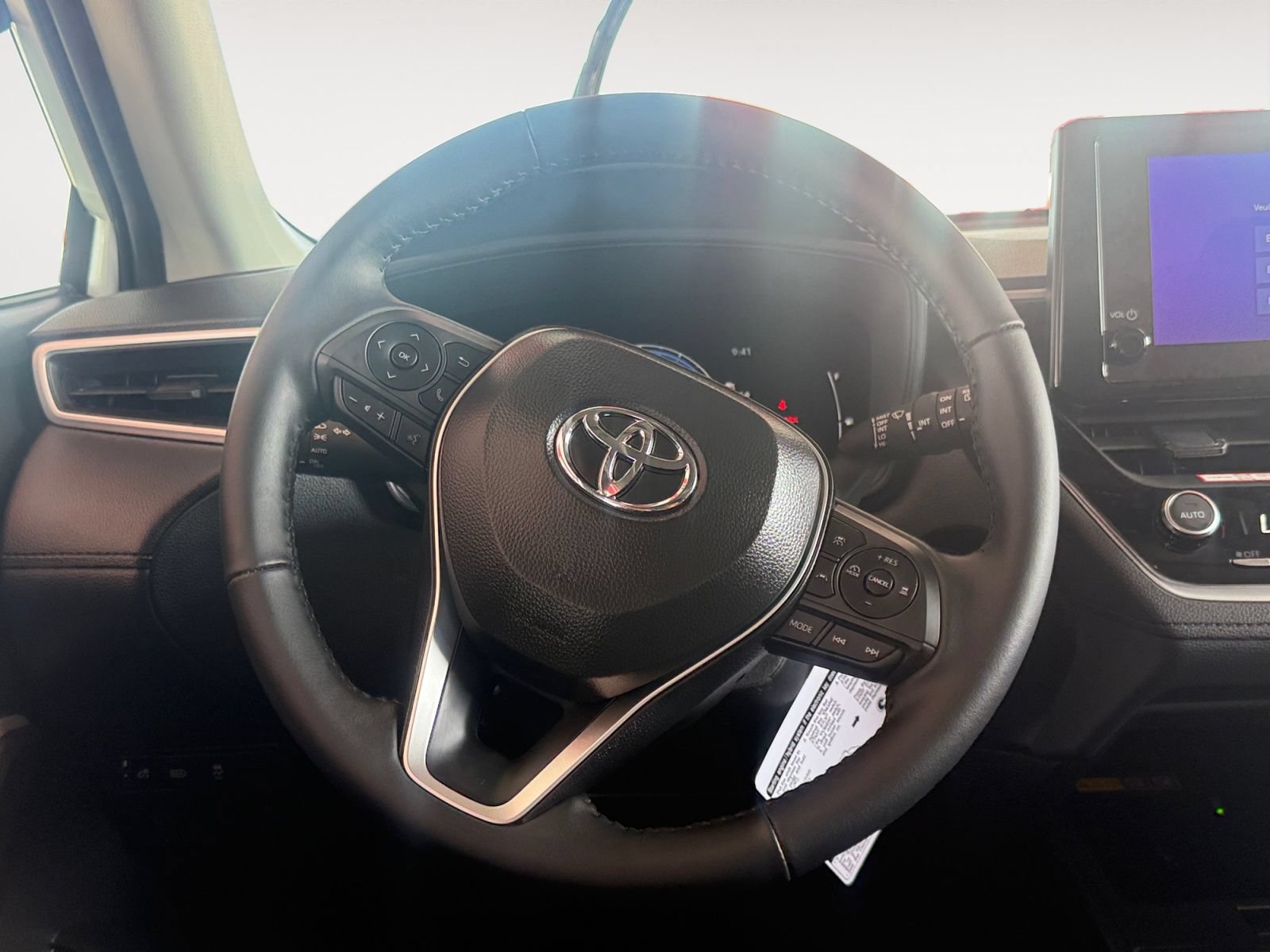New 2026 Toyota Corolla Cross LE FWD image 12