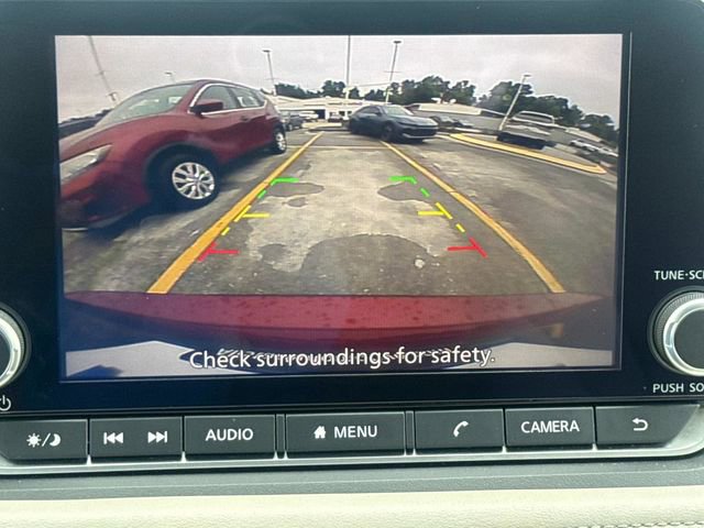 Used 2025 Nissan Rogue SV AWD/4WD image 33