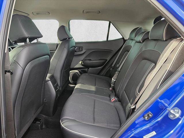 Certified 2024 Hyundai Venue Limited FWD image 16