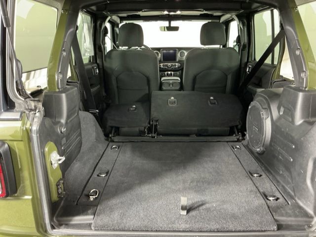 Used 2021 Jeep Wrangler Unlimited Sahara w/ Uconnect 4C Nav & Sound Group AWD/4WD image 28