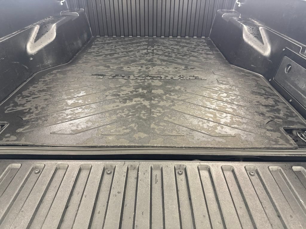 Used 2019 Toyota Tacoma SR5 AWD/4WD image 31