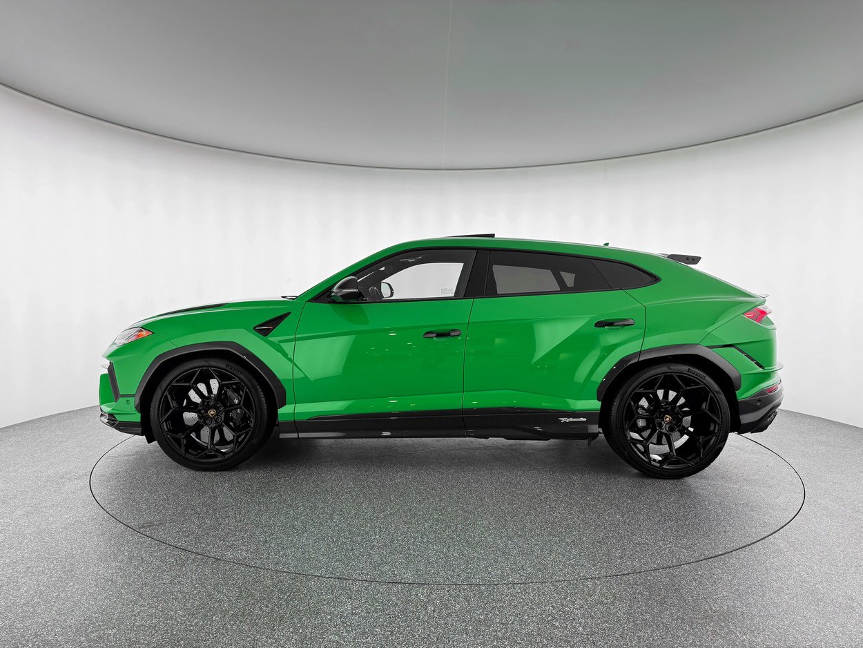 Used 2024 Lamborghini Urus Performante image 2