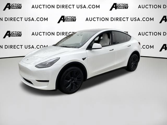 Used 2025 Tesla Model Y Long Range image 1