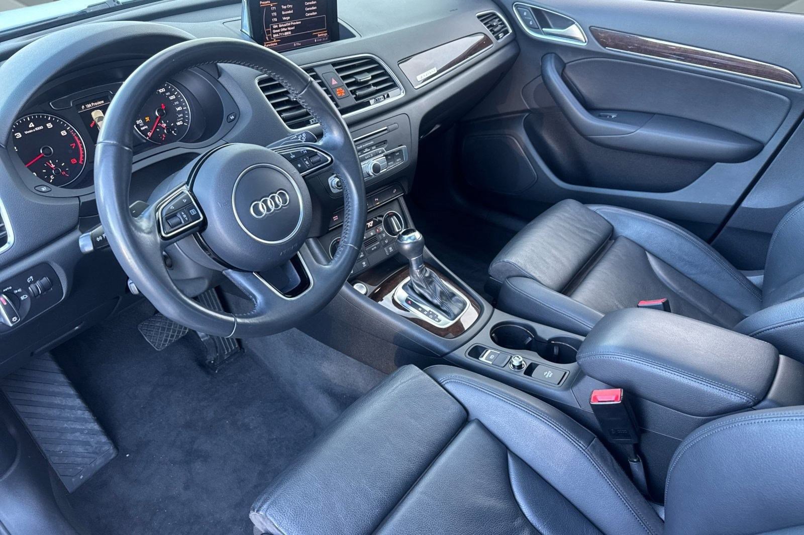 Used 2018 Audi Q3 2.0T Premium Plus w/ Premium Plus Package image 4