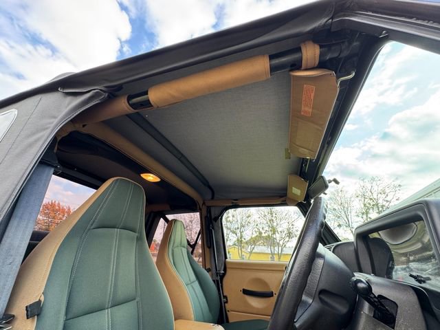 Used 1997 Jeep Wrangler Sahara image 32