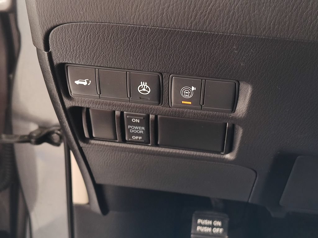 Used 2022 Nissan Armada Platinum RWD image 25