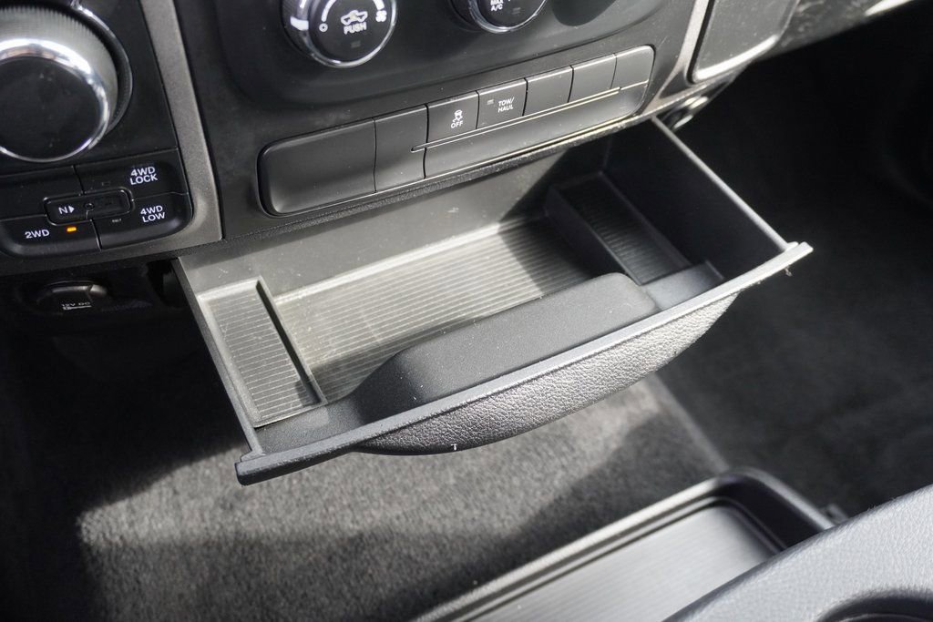 Used 2015 RAM 1500 Express image 20