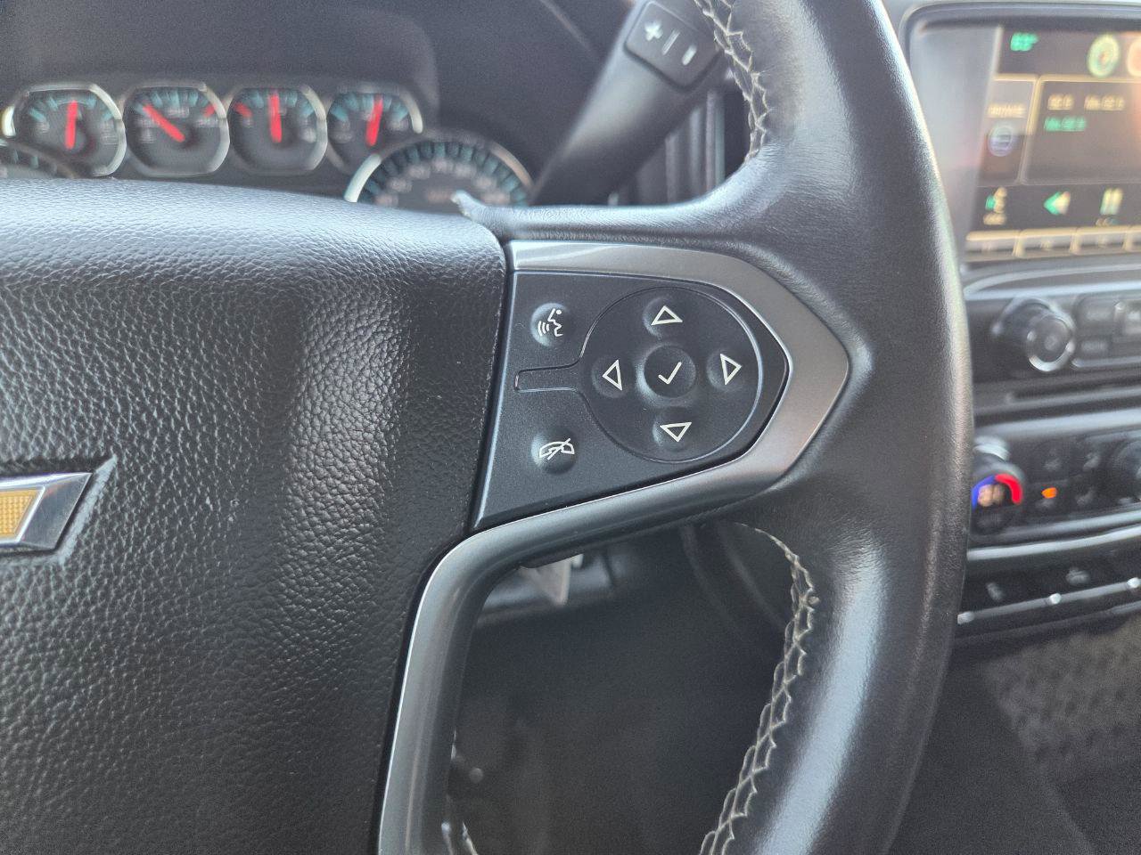 Used 2014 Chevrolet Silverado 1500 LTZ Z71 image 24