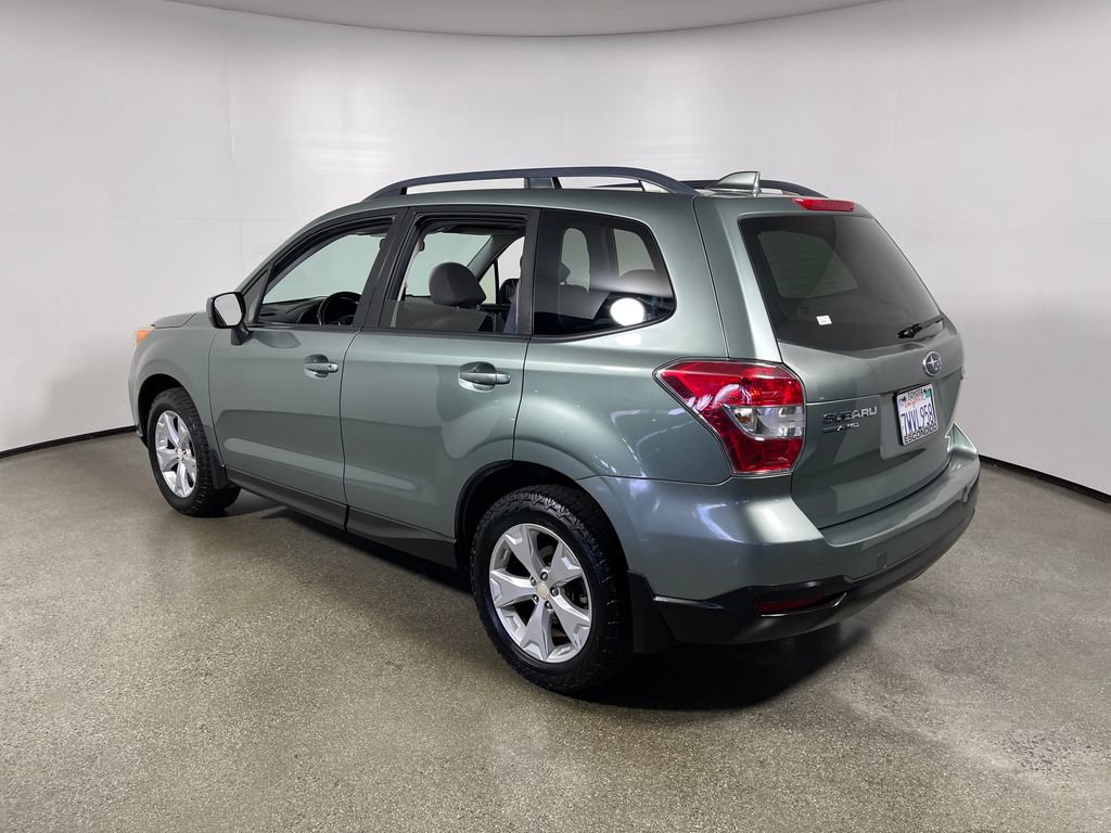 Used 2016 Subaru Forester 2.5i Premium w/ All-Weather Package AWD/4WD image 5