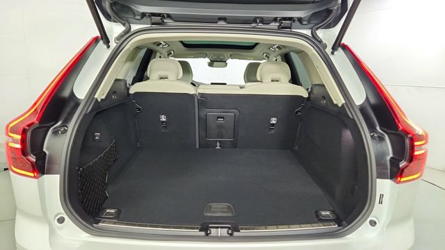 New 2026 Volvo XC60 T8 Ultra w/ Climate Package PRO AWD/4WD image 42