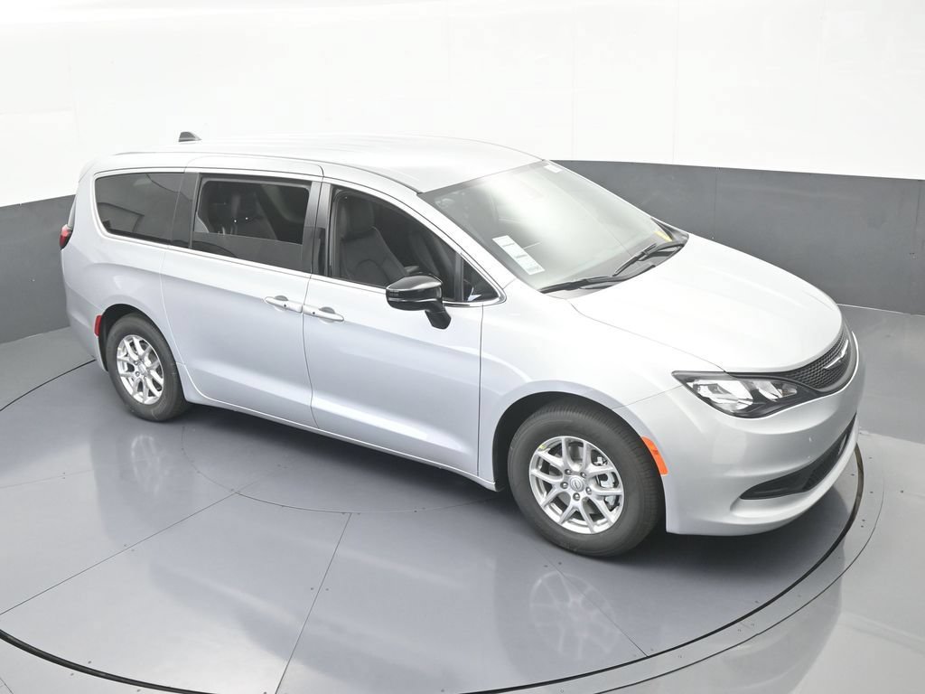 New 2026 Chrysler Voyager LX FWD image 50
