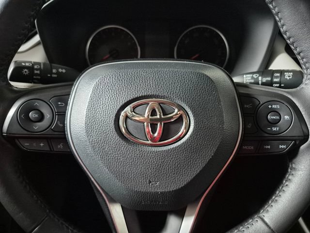 Certified 2021 Toyota RAV4 XLE Premium AWD/4WD image 18