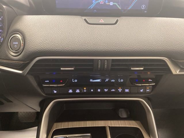 Used 2024 MAZDA CX-90 Plug-In Hybrid w/ Premium Pkg image 15