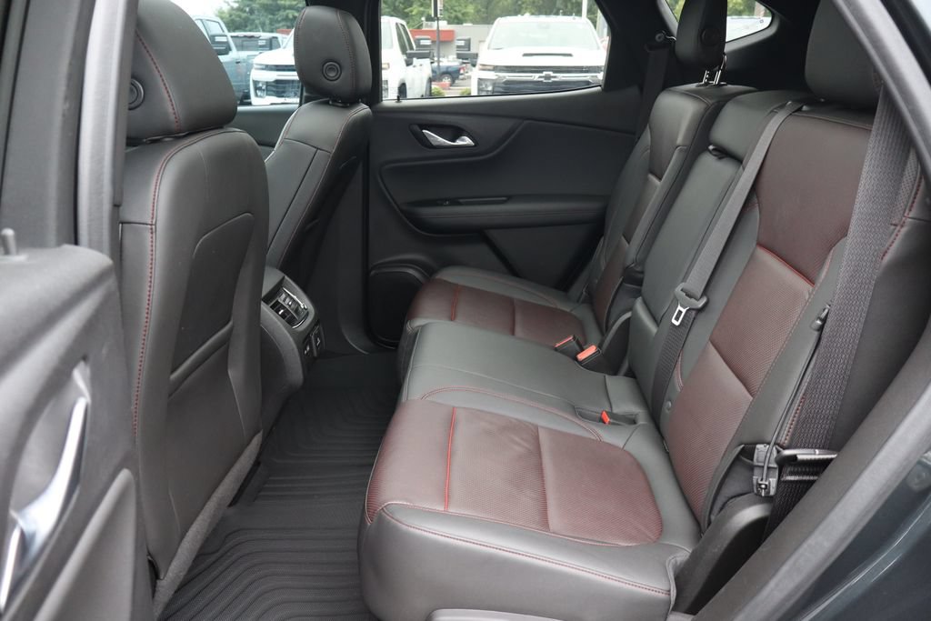 Used 2019 Chevrolet Blazer RS w/ Sun and Wheels Package FWD image 22
