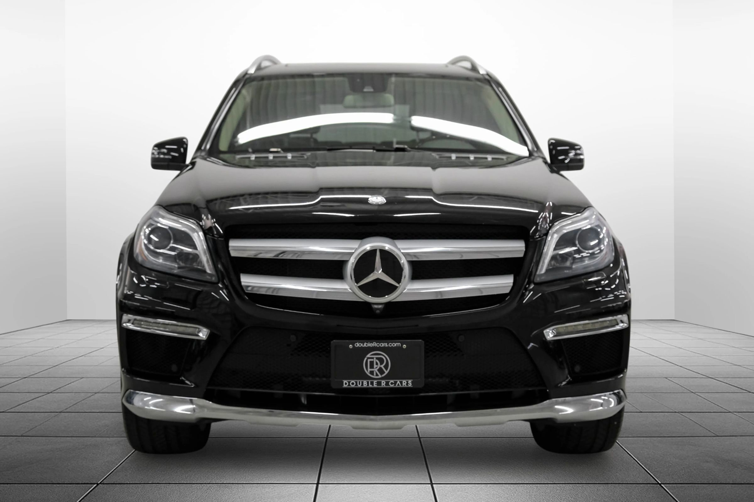 Used 2015 Mercedes-Benz GL 550 4MATIC image 5