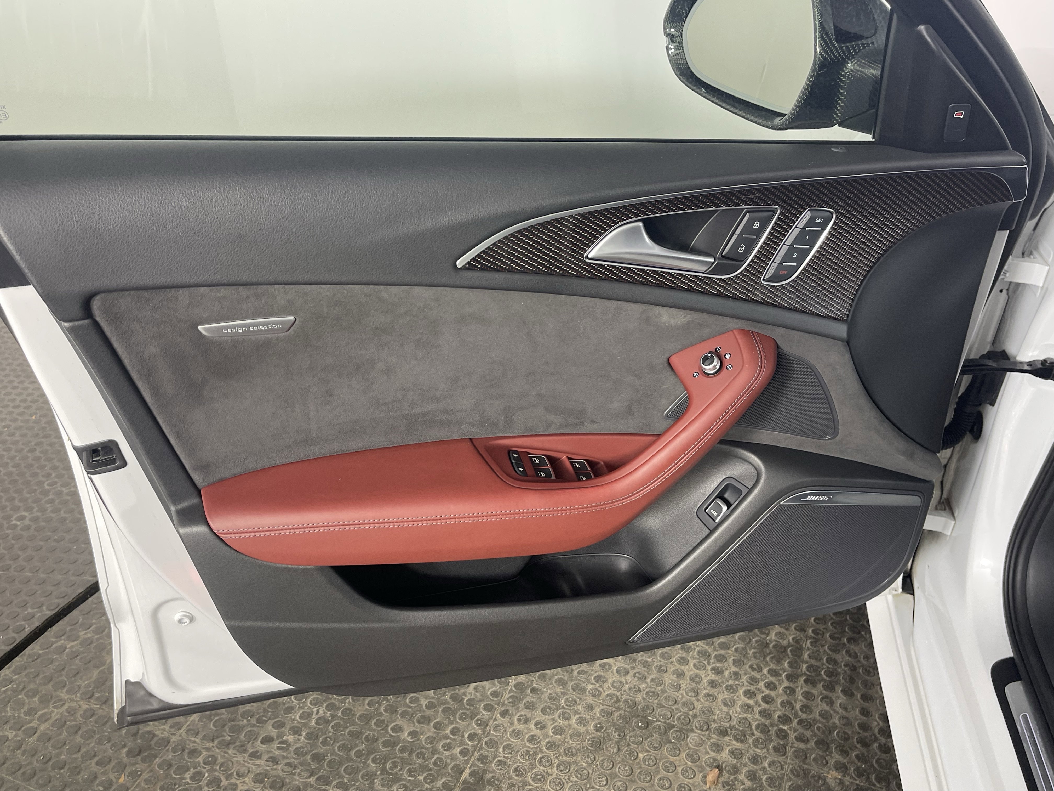 Used 2017 Audi S6 Prestige w/ S6 Sport Package image 10