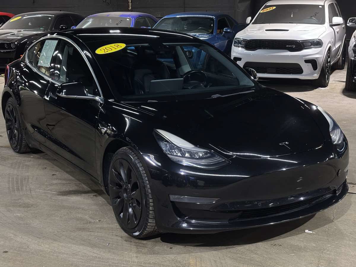 Used 2018 Tesla Model 3 Mid Range