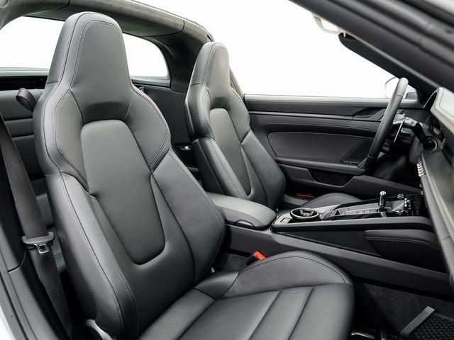 Certified 2024 Porsche 911 Targa 4 GTS AWD/4WD image 26