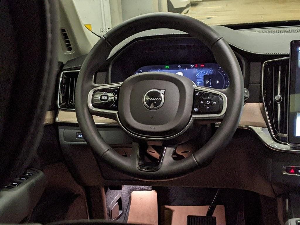 New 2026 Volvo XC90 B6 Plus image 14
