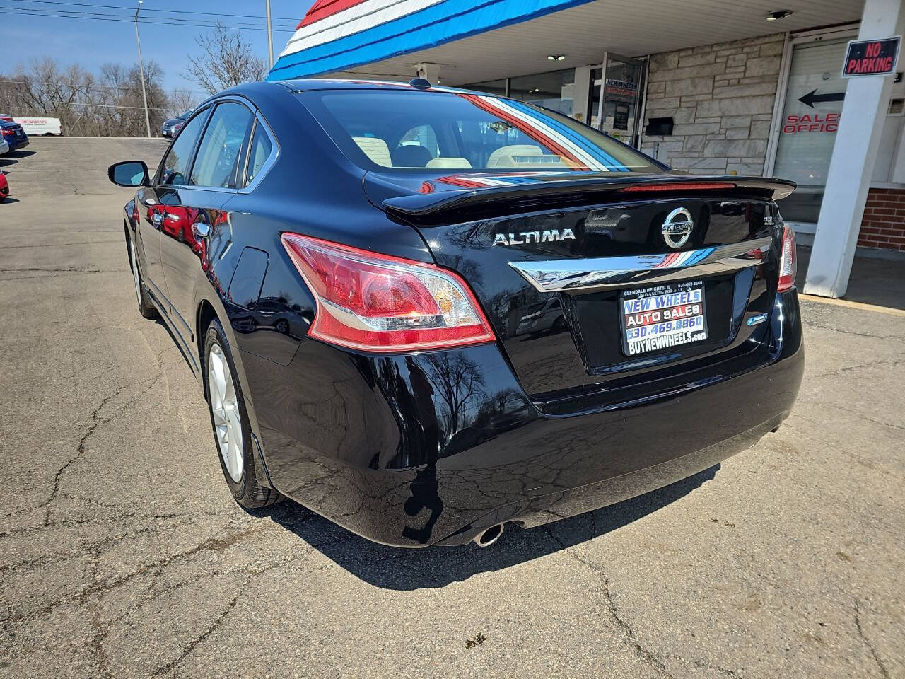Used 2013 Nissan Altima 2.5 SL w/ Technology Pkg FWD image 13