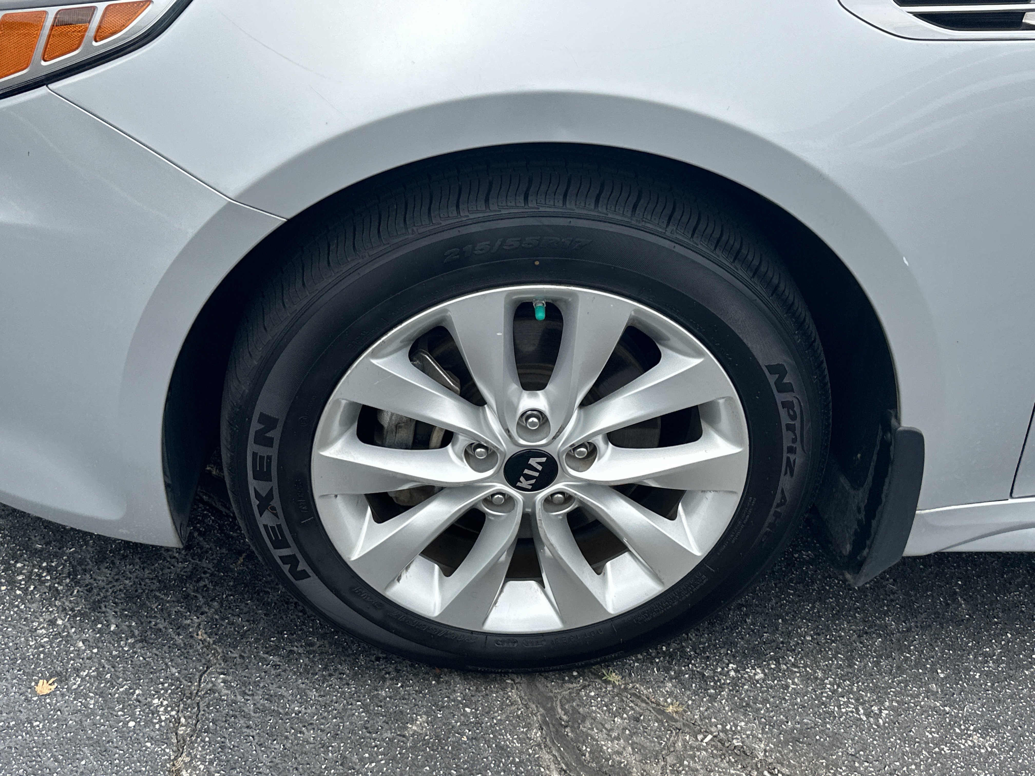 Used 2016 Kia Optima EX w/ Option Group 040 FWD image 13