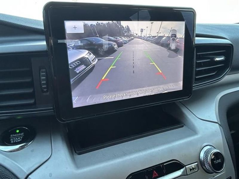 Used 2020 Ford Explorer XLT w/ Comfort Package RWD image 20