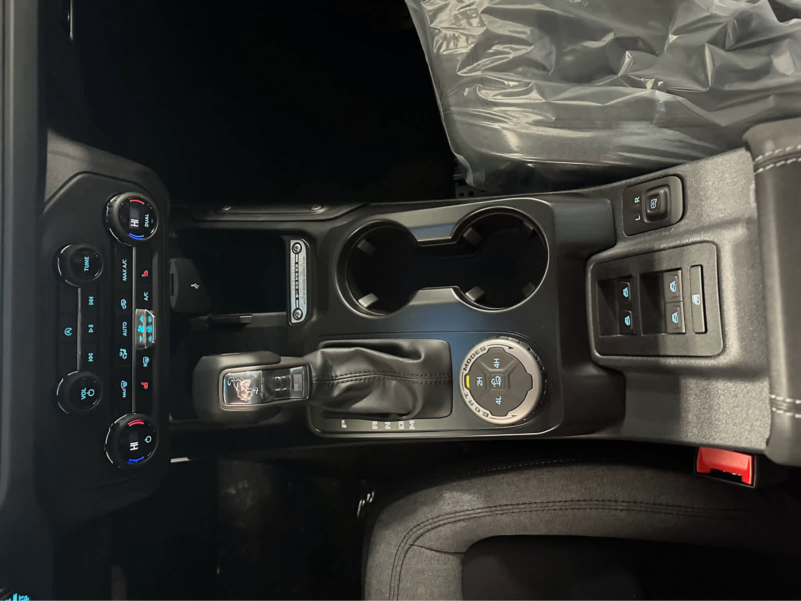 New 2025 Ford Bronco Big Bend image 12