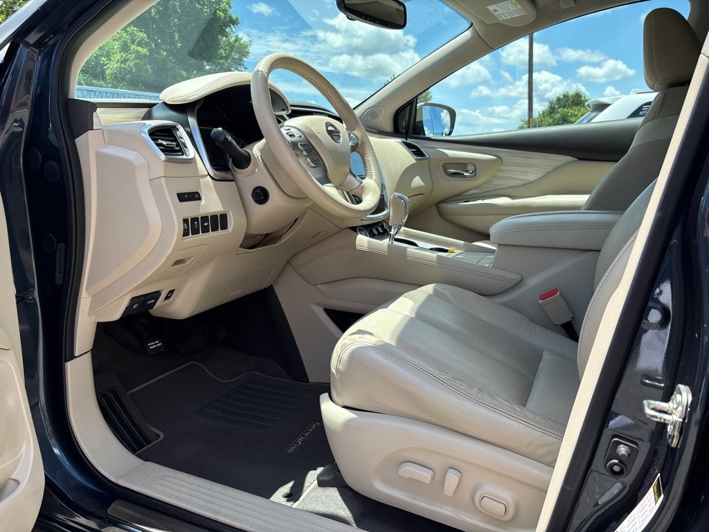 Used 2017 Nissan Murano Platinum w/ Platinum Technology Package FWD image 18