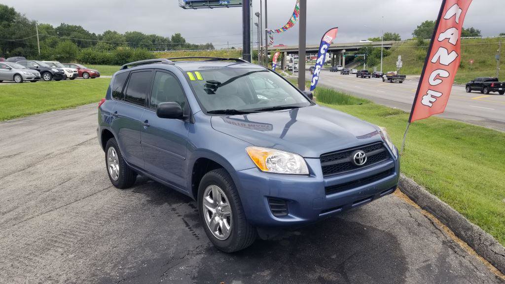 Used 2011 Toyota RAV4 4WD image 2