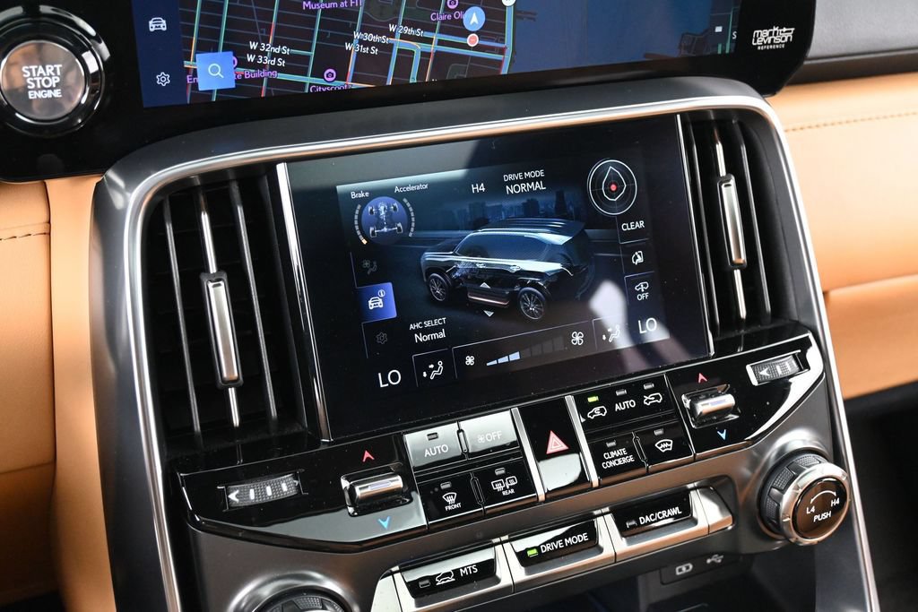 Used 2024 Lexus LX 600 4WD w/ Appearance Package image 22