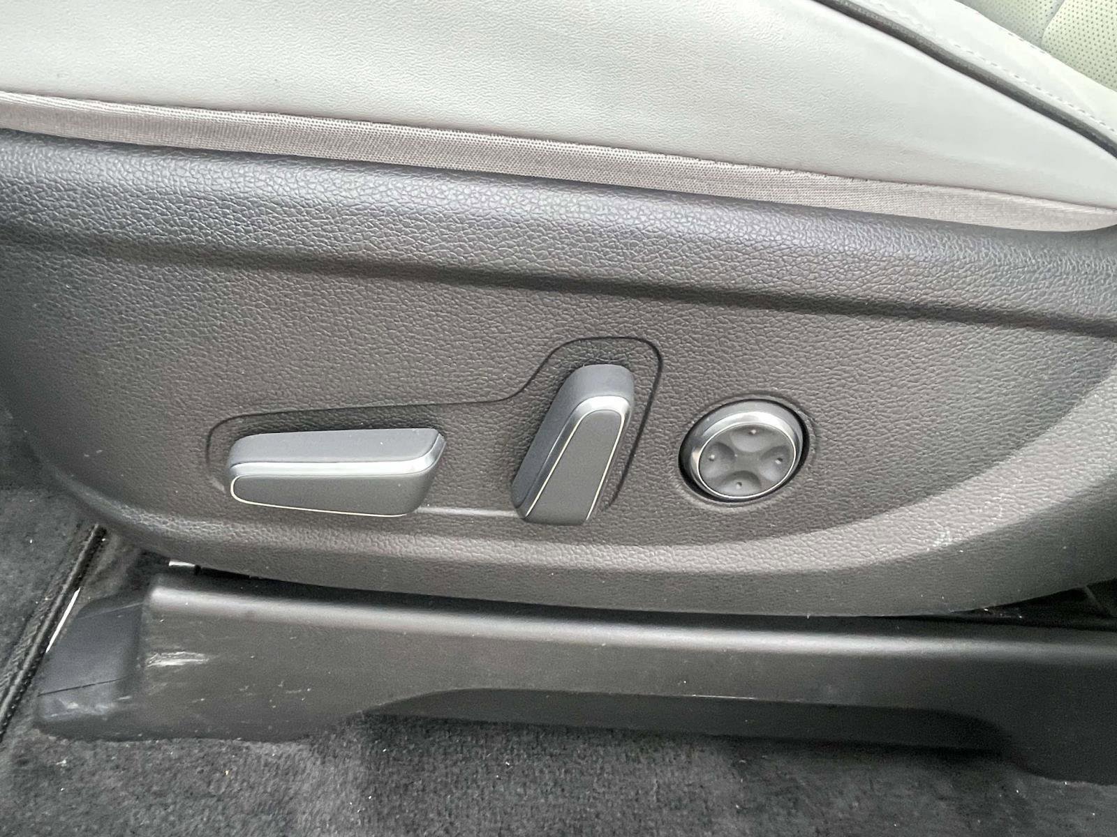 Used 2025 Hyundai Palisade SEL image 16