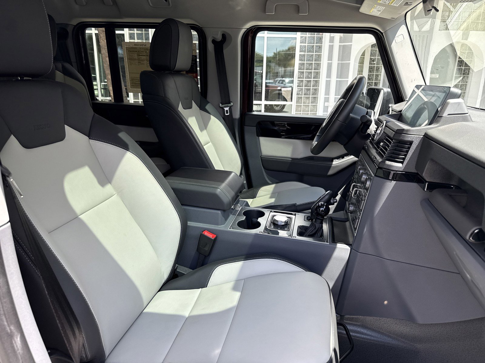 Used 2025 INEOS Grenadier AWD/4WD image 31