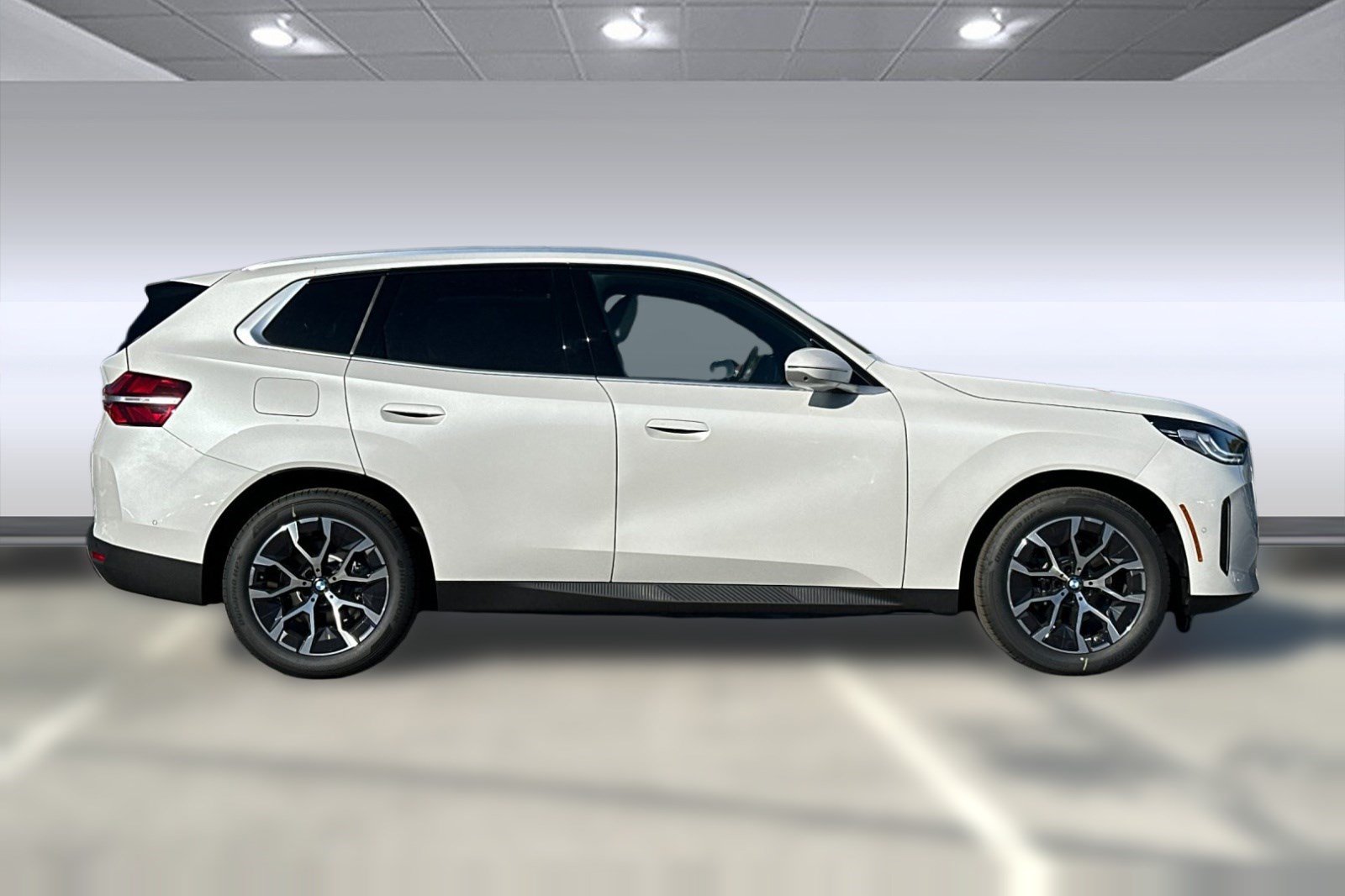 Used 2026 BMW X3 xDrive30i w/ Premium Package AWD/4WD image 8