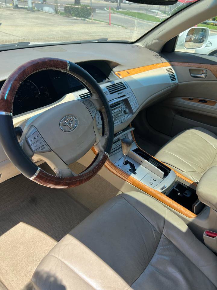 Used 2005 Toyota Avalon XL FWD image 9