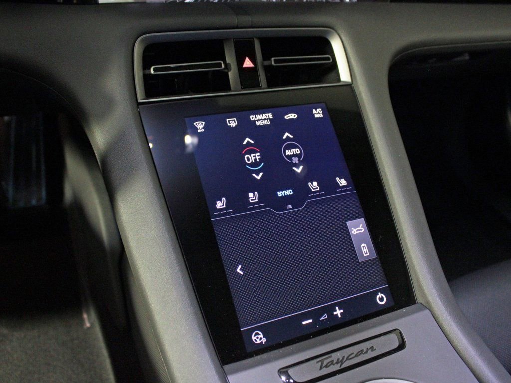 Certified 2025 Porsche Taycan image 31