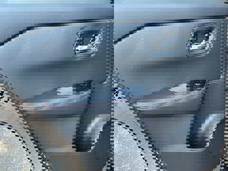 New 2026 Nissan Rogue SV image 32