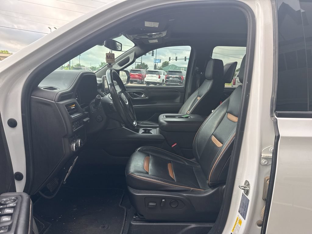 Used 2021 GMC Yukon XL AT4 w/ AT4 Premium Package AWD/4WD image 20