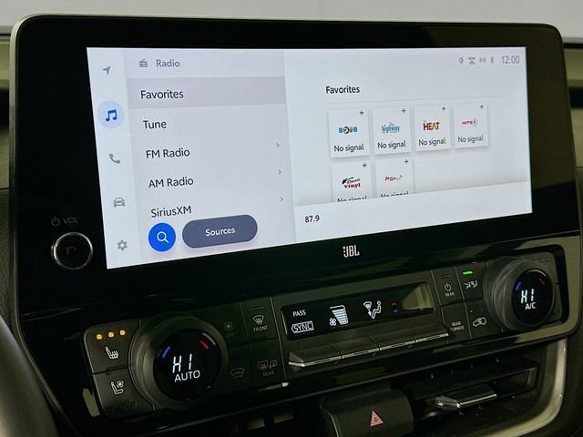 Used 2024 Toyota Grand Highlander Limited image 15