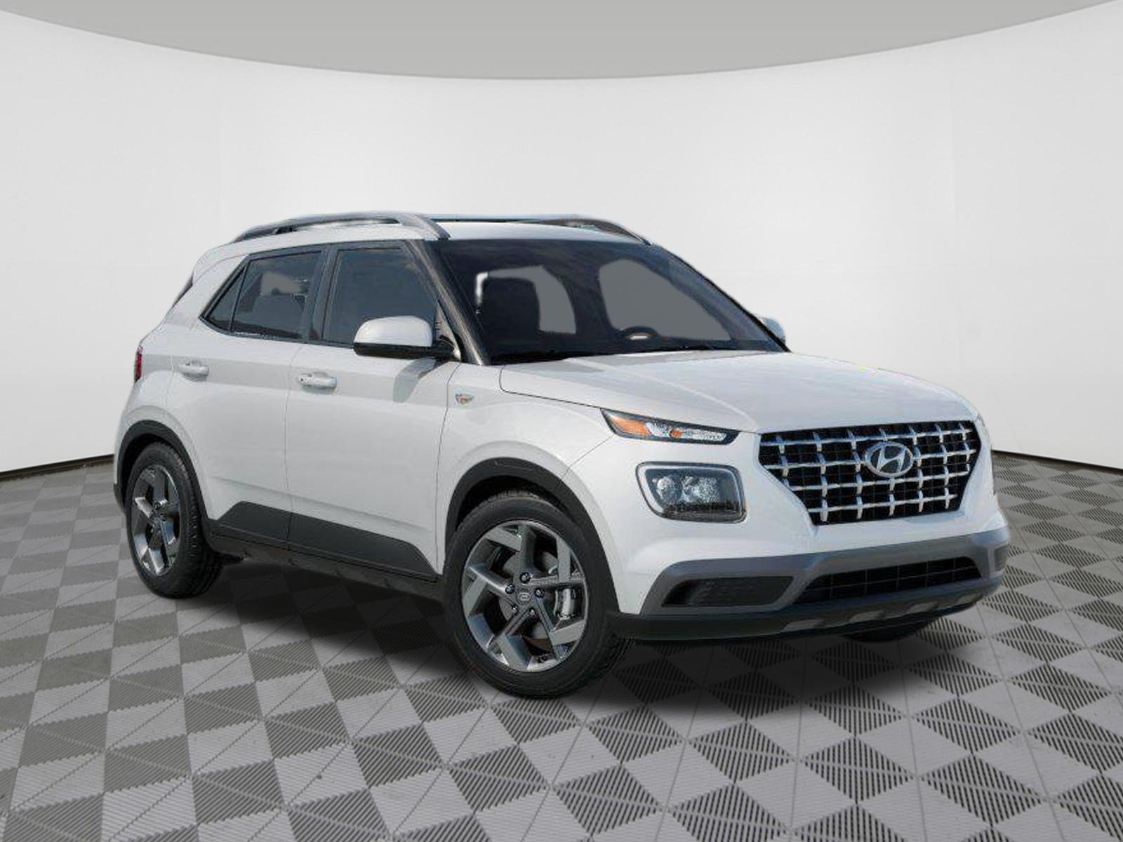 New 2026 Hyundai Venue SEL FWD image 2