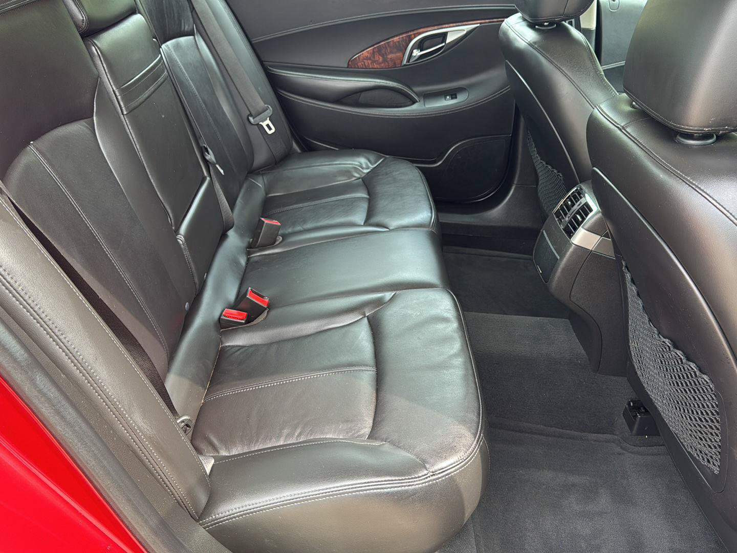 Used 2013 Buick LaCrosse Leather FWD image 23