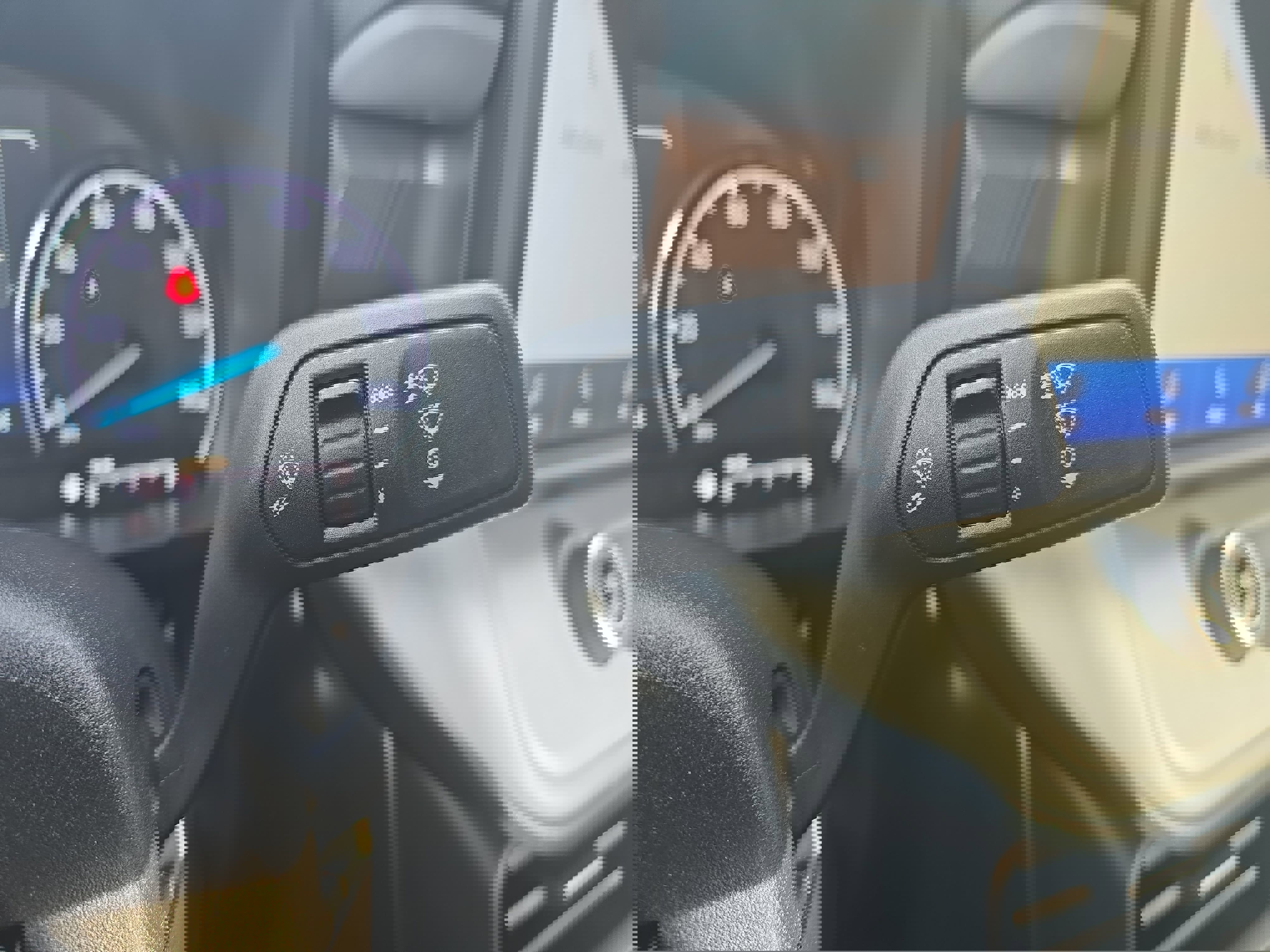 Used 2023 Ford Maverick Lariat w/ Lariat Luxury Package image 23