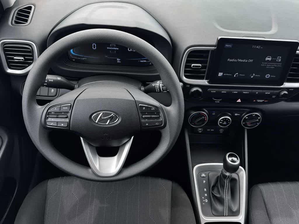 New 2026 Hyundai Venue SE FWD image 24