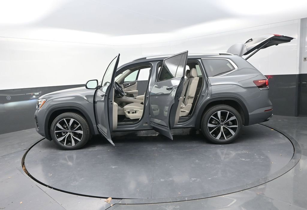 New 2026 Volkswagen Atlas SEL Premium R-Line image 32