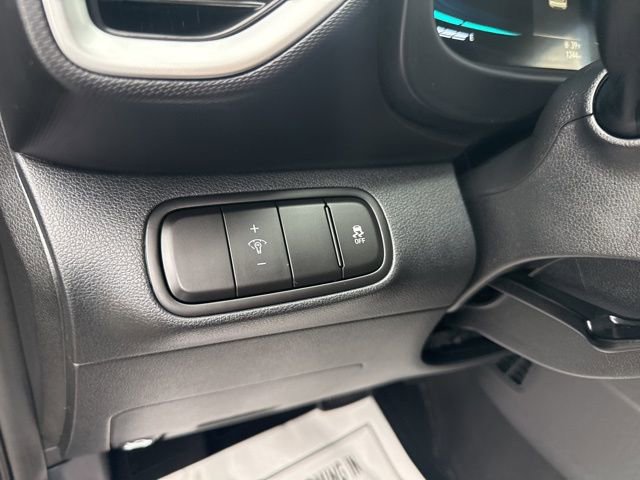 Certified 2026 Hyundai Venue SE image 19