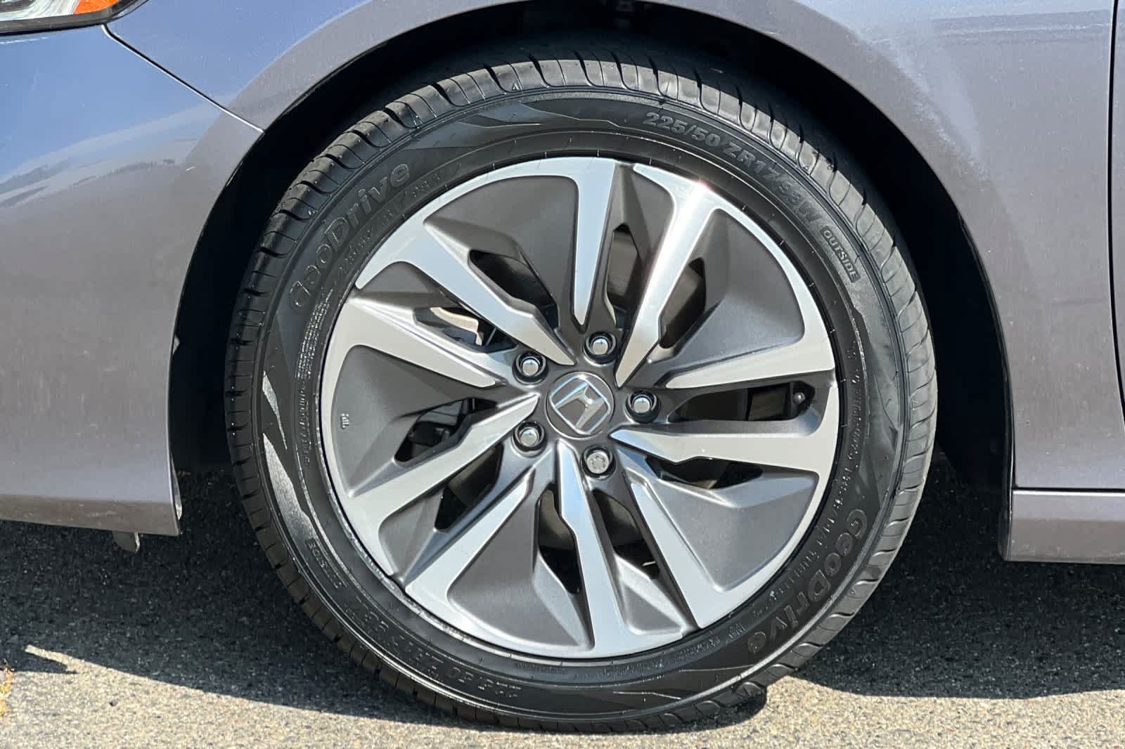 Used 2021 Honda Accord EX image 30