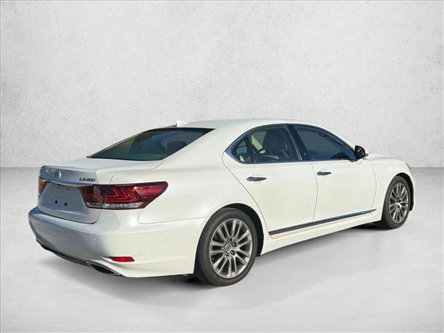 Used 2015 Lexus LS 460 w/ Comfort Package RWD image 5